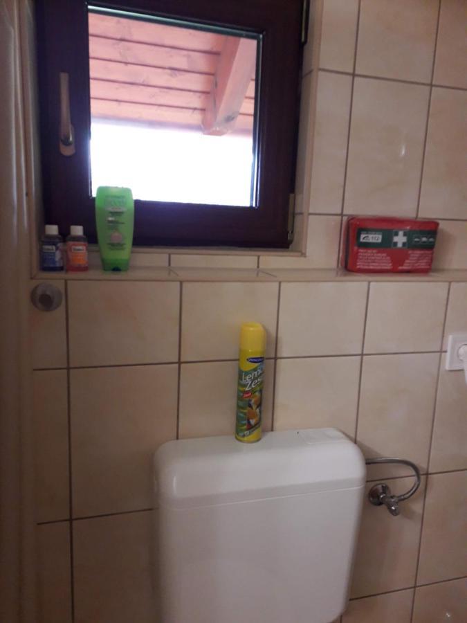 Matyas Apartman Tard Экстерьер фото