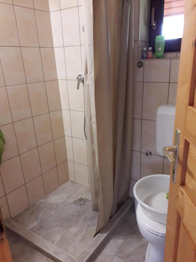 Matyas Apartman Tard Экстерьер фото